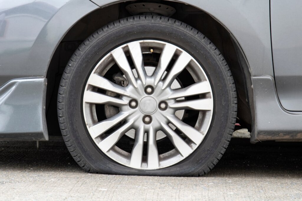 Urgent Slow Tyre Punctures Repairs
