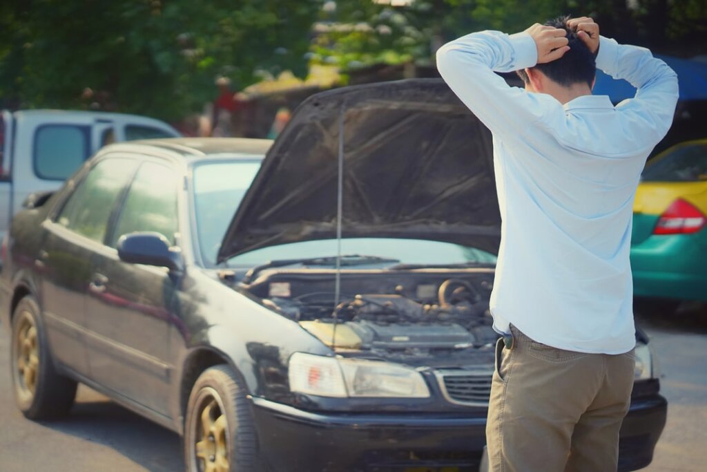 What You Should Do When Your Car Battery Dies