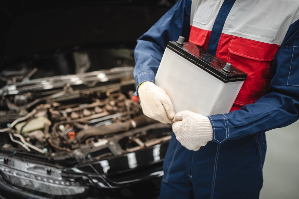 Opt For Car Battery Replacement Service